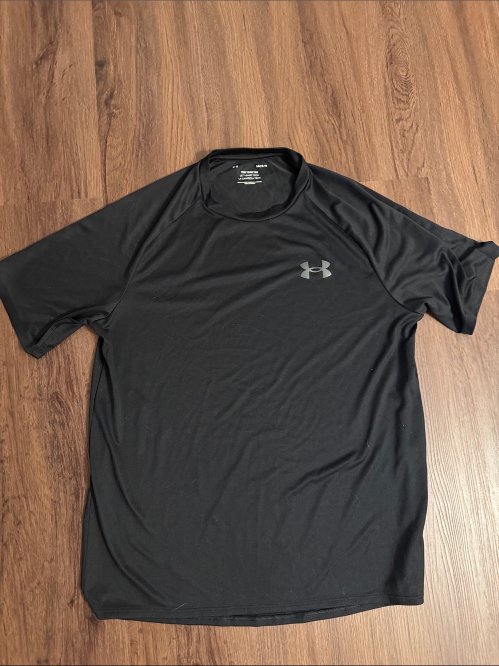 Under Armour Black Short Sleeve Athletic Tee